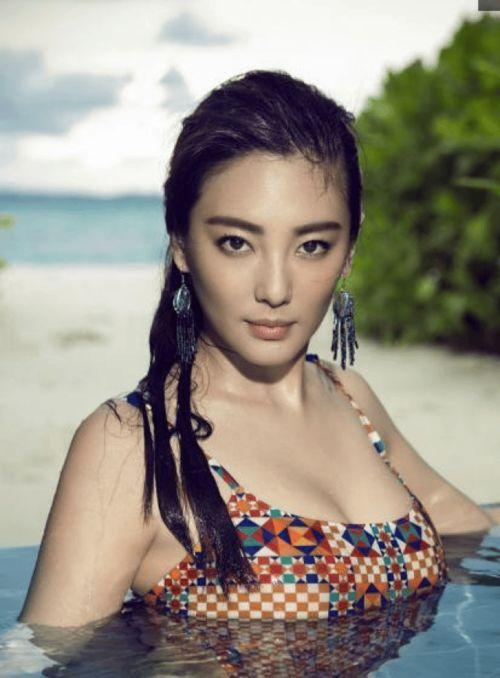 张雨绮小天后爆料视频,小天后背后的真实故事  第1张